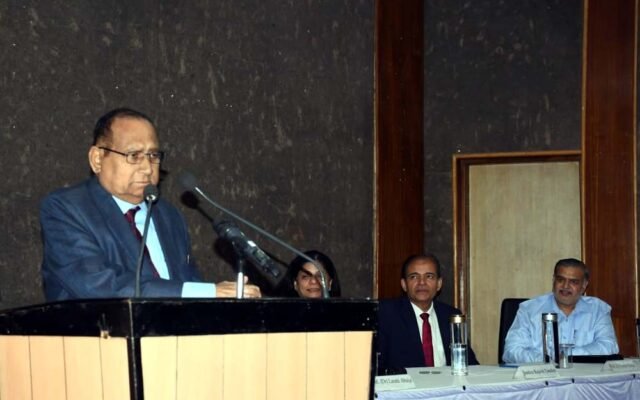 एमिटी विश्वविद्यालय में साइबर सुरक्षा कार्यशाला, छात्रों को ऑनलाइन धोखाधड़ी और डिजिटल गोपनीयता के प्रति किया जागरूक