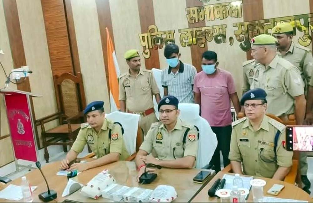 शिक्षक दंपती हत्याकांड का खौफनाक खुलासा, बस चालक ही निकला मास्टमाइंड, चोरी करते पत्नी ने देखा चेहरा तो कर दी हत्या