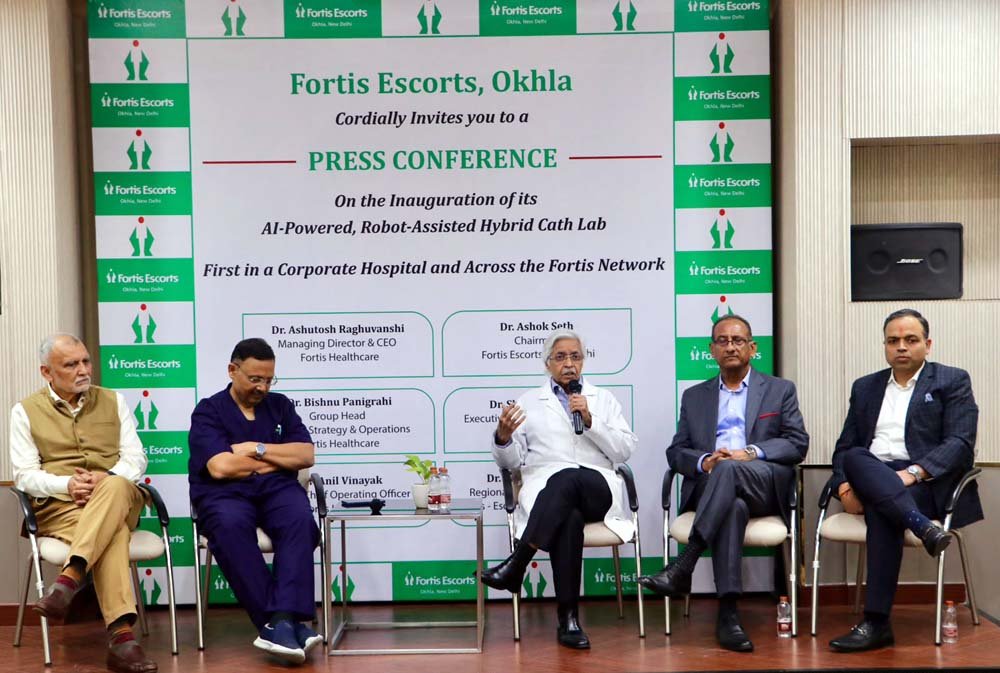 फोर्टिस एस्कॉर्ट्स में एआई और रोबोटिक तकनीक से लैस हाइब्रिड कैथ लैब का उद्घाटन, जटिल हृदय रोगों के इलाज में मिलेगी नई सुविधा